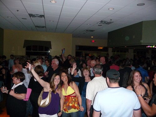 CL Band @ The Derryfierld - Dance floor