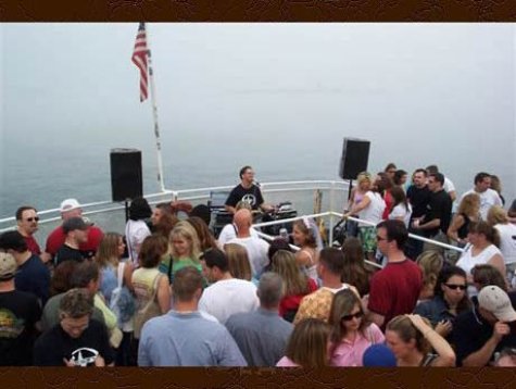 Party Cruise 2004 
